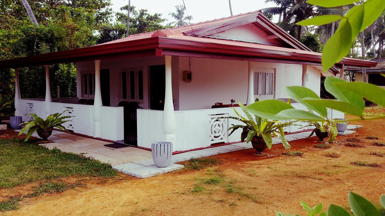 Anura Home Stay Kalutara Exterior foto